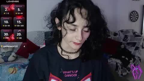 Julieta Jaguar online show from 02.11.25