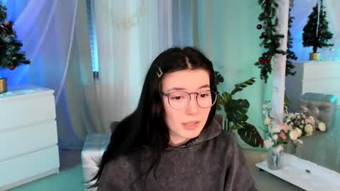 Julieta or Jully online show from 01.05.25