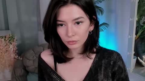 Julieta or Jully online show from 10.11.25