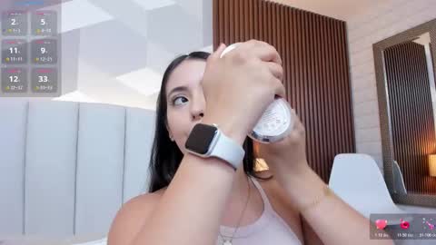 Snapshot of julietasantos__ chatting on 11.06.25 Julieta Santos online show from 11.06.25