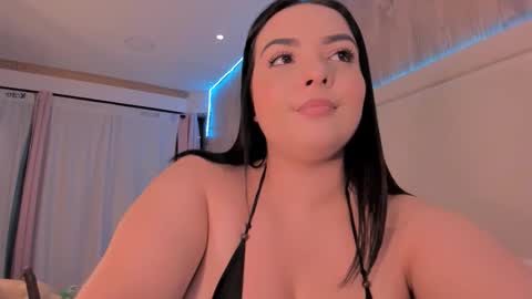 Julieta Vargas online show from 10.08.25