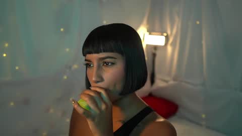 Snapshot of julietawinona chatting on 03.11.25 julietawinona online show from 03.11.25