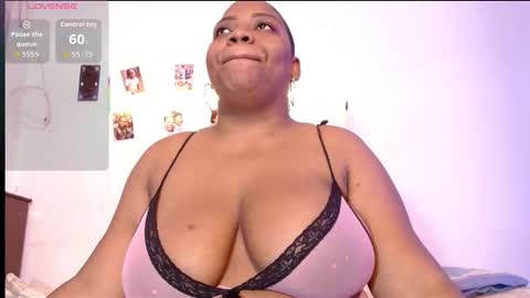 Snapshot of julieth_brown15 chatting on 01.10.26 Julieth Brown online show from 01.10.26