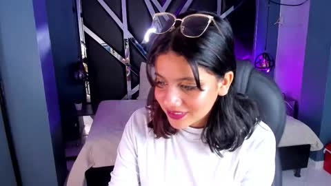 Julieth  online show from 10.02.25