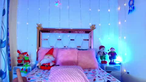 Snapshot of julieth_rossi chatting on 12.31.24 julieth rossi online show from 12.31.24