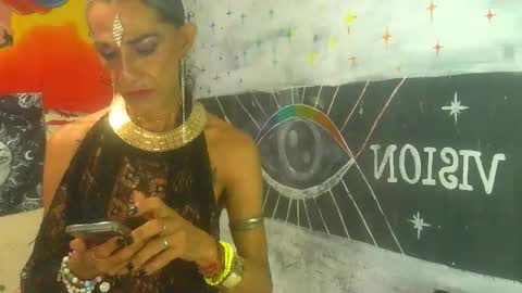 Julieth Wolf online show from 10.12.25