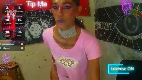 Julieth Wolf online show from 11.08.25