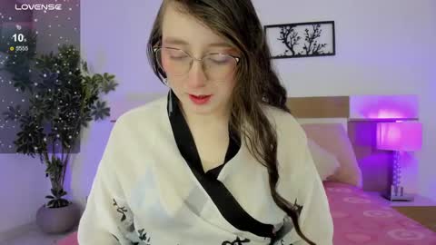 Julietha  online show from 09.24.25