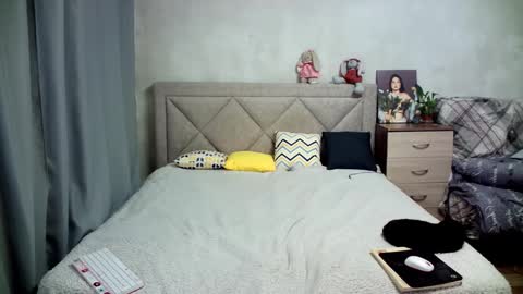 Snapshot of julietkalen chatting on 01.19.25 Julietkitty online show from 01.19.25