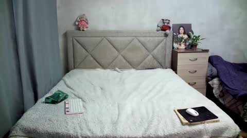 Snapshot of julietkalen chatting on 01.24.25 Julietkitty online show from 01.24.25