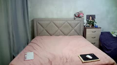 Snapshot of julietkalen chatting on 02.26.25 Julietkitty online show from 02.26.25