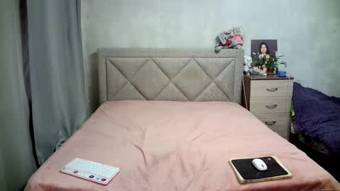 Snapshot of julietkalen chatting on 02.27.25 Julietkitty online show from 02.27.25