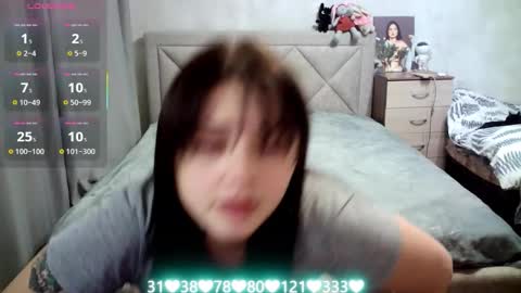 Snapshot of julietkalen chatting on 11.08.25 Julietkitty online show from 11.08.25