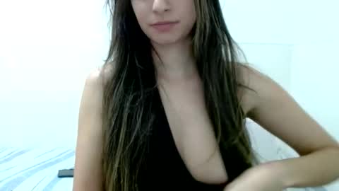 julietolentino_silva online show from 09.25.25