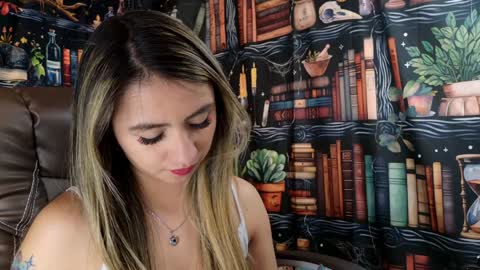 Julietta Jackson online show from 01.11.25