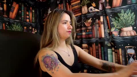 Julietta Jackson online show from 03.01.25