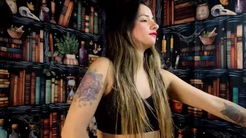 Julietta Jackson online show from 11.19.25