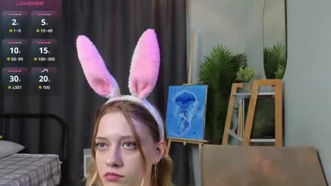 Mia online show from 10.25.25