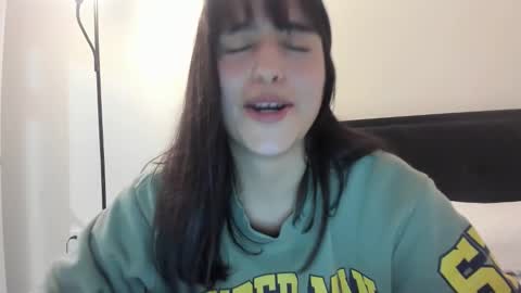 juliette_26 online show from 11.12.25