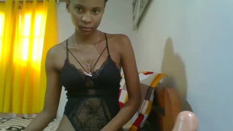 juliexexy online show from 02.17.25