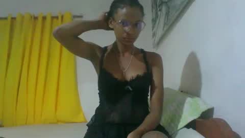 juliexexy online show from 02.20.25