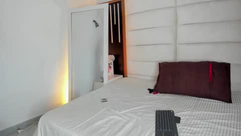 Juli online show from 01.31.26