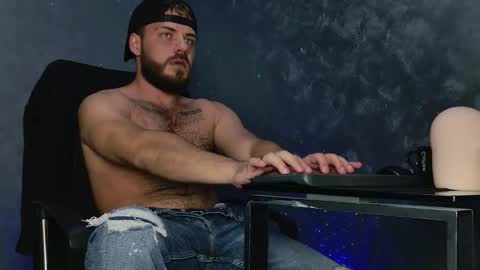 JULiUS   online show from 11.26.25