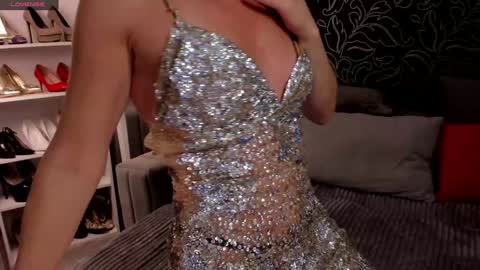 jullia_moor online show from 12.04.24