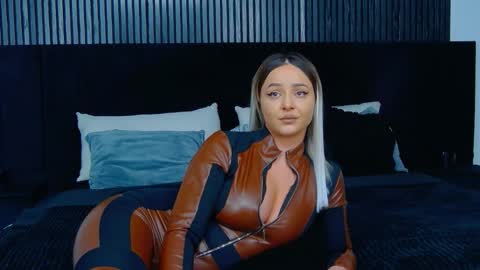 Julia online show from 11.19.25