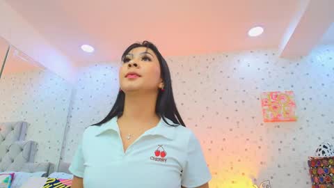 Snapshot of jullietareyes chatting on 10.04.25 Julieta Reyes online show from 10.04.25