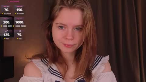 Snapshot of jullietebliss chatting on 09.28.25 Julie online show from 09.28.25