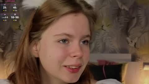 Snapshot of jullietebliss chatting on 10.10.25 Julie online show from 10.10.25