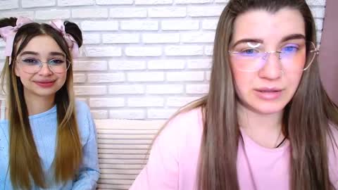 Snapshot of jullymood chatting on 02.15.26 DoubleCherry online show from 02.15.26