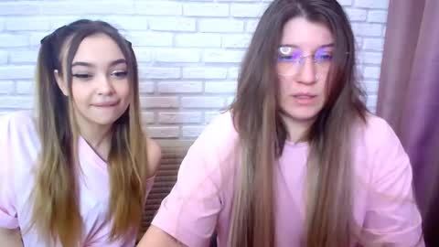 Snapshot of jullymood chatting on 03.08.26 DoubleCherry online show from 03.08.26