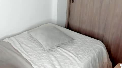 july_correa online show from 03.20.26