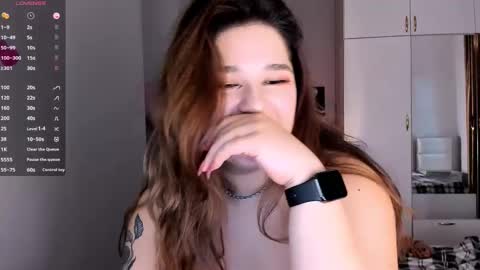 Snapshot of july_slowdive chatting on 02.19.25 Julie online show from 02.19.25