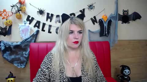 Snapshot of julya_barbi chatting on 11.03.25 Julya Barbi online show from 11.03.25