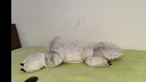 Julyana online show from 11.15.25