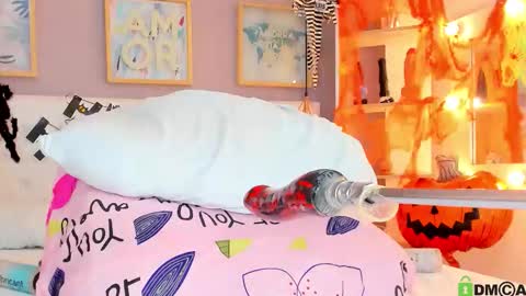 Snapshot of julyanna_ chatting on 10.27.25 Juliana online show from 10.27.25