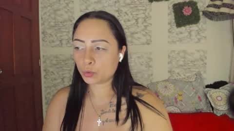 juliana online show from 05.10.26