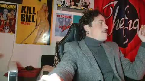 Snapshot of jumumungusvi chatting on 01.19.25 jumumungusvi online show from 01.19.25