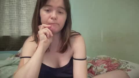 Juna  inclusive online show from 02.20.25
