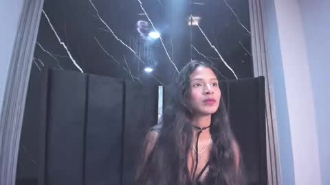 juna_hyl online show from 02.23.26