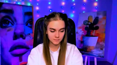 junewoods online show from 02.09.26