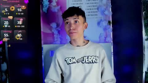 Snapshot of juniior0_0 chatting on 02.10.25 Junior online show from 02.10.25