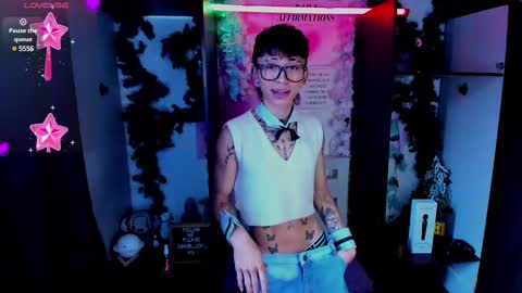 Snapshot of juniior0_0 chatting on 02.19.25 Junior online show from 02.19.25