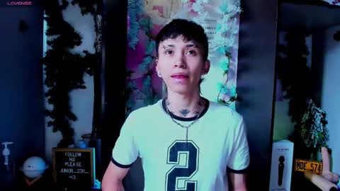 Snapshot of juniior0_0 chatting on 03.05.25 Junior online show from 03.05.25