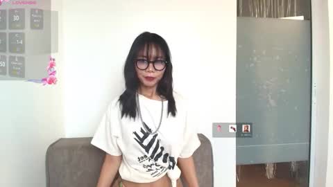 junovaughn online show from 03.15.26