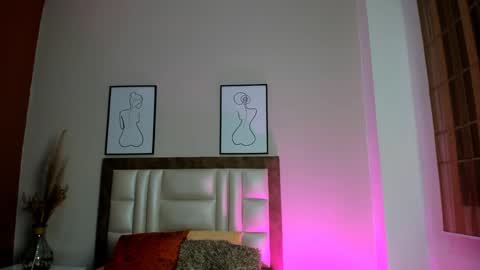 Jupiter Fox online show from 01.10.25