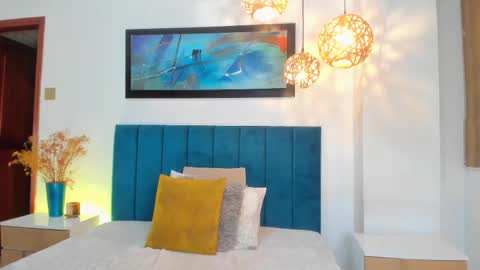 Jupiter Fox online show from 03.08.25